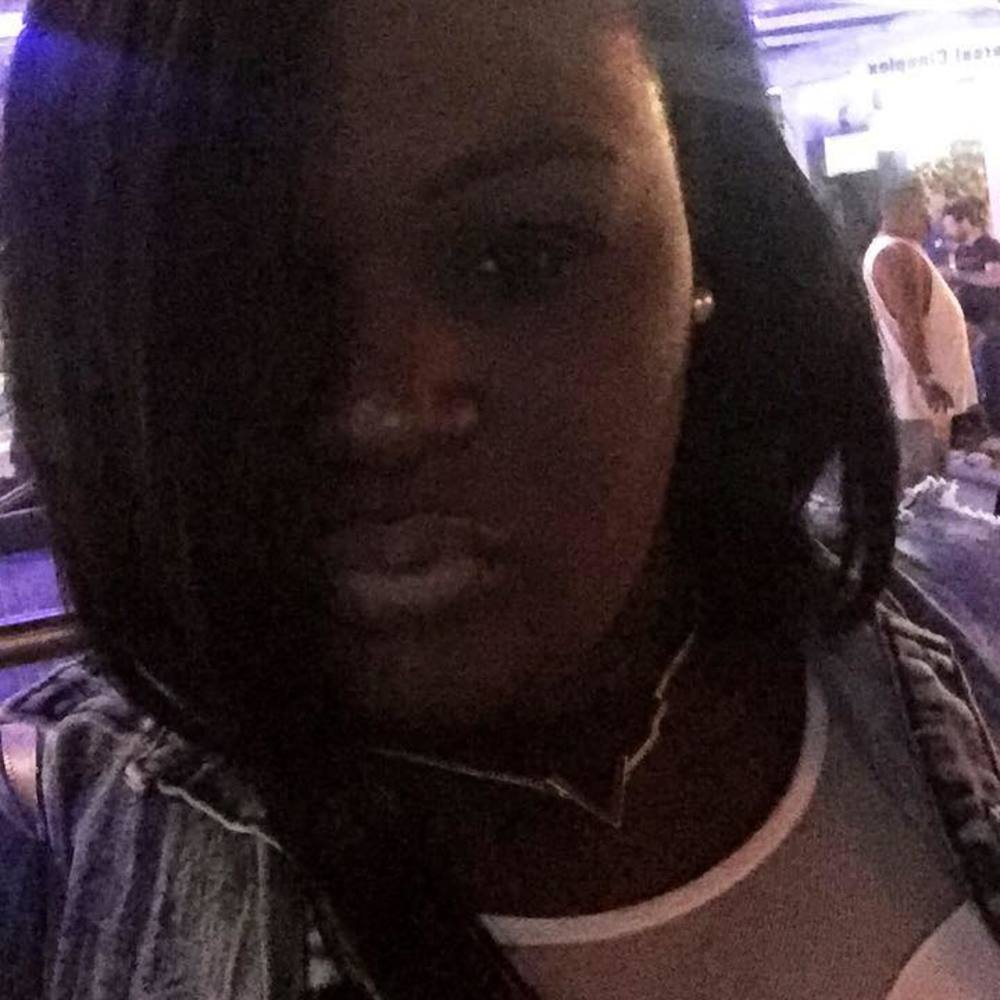 Meet your Posher, Julie